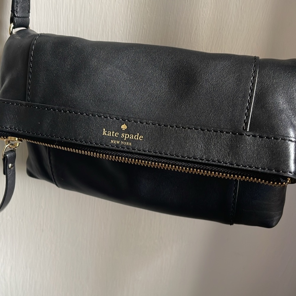 Kate Spade Leather crossbody